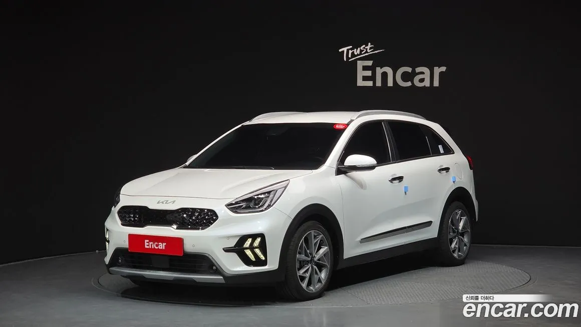 Kia Niro — фото 1