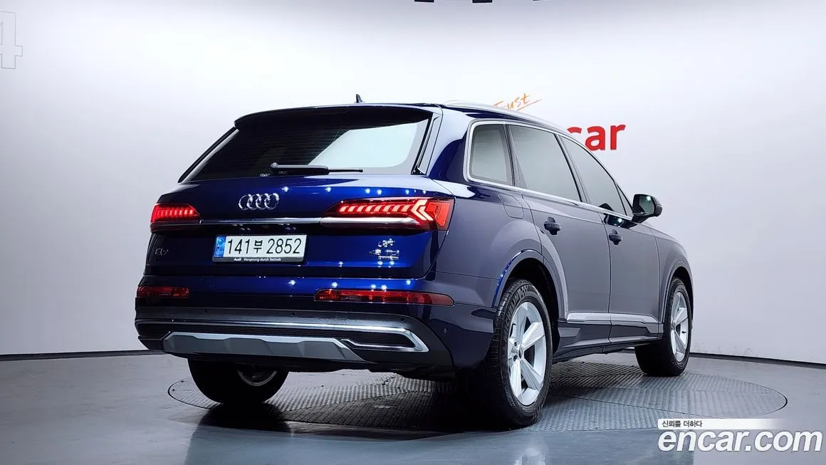 Audi Q7 2022 из KR, фото 3