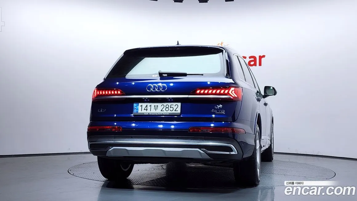 Audi Q7 2022 из KR, фото 9