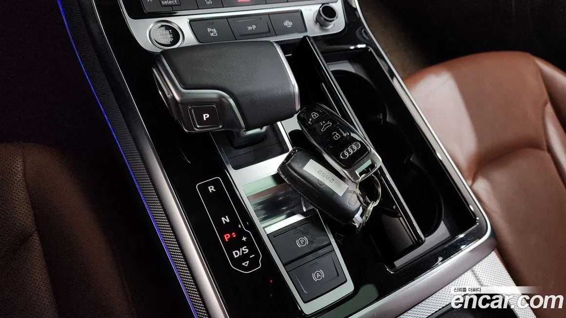 Audi Q7 2022 из KR, фото 4