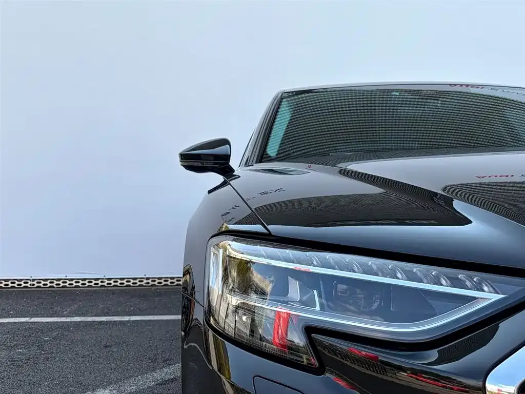 Audi A8 2025 из CN, фото 5