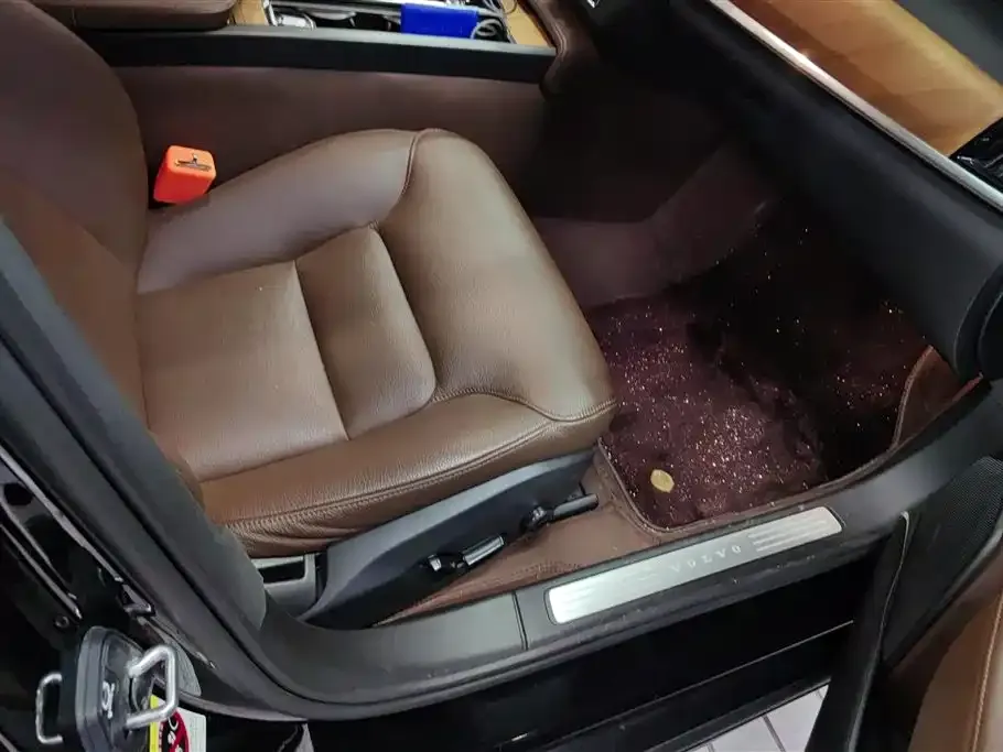 Volvo S90 2023 из CN, фото 8