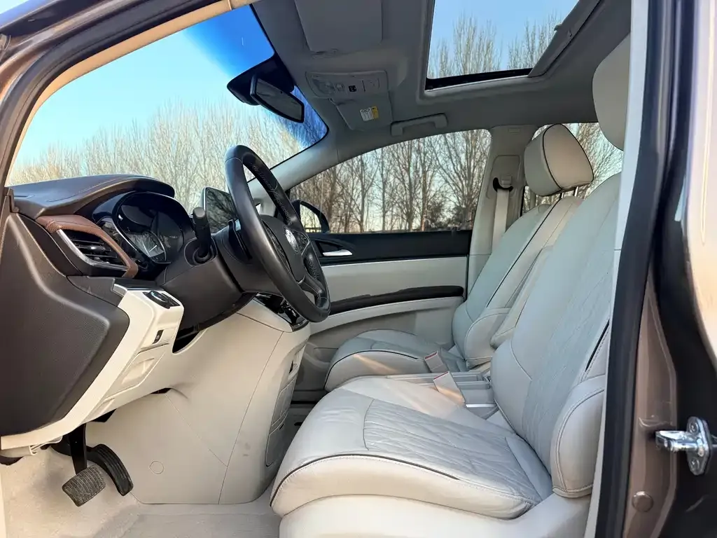 Buick GL8 2022 из CN, фото 5