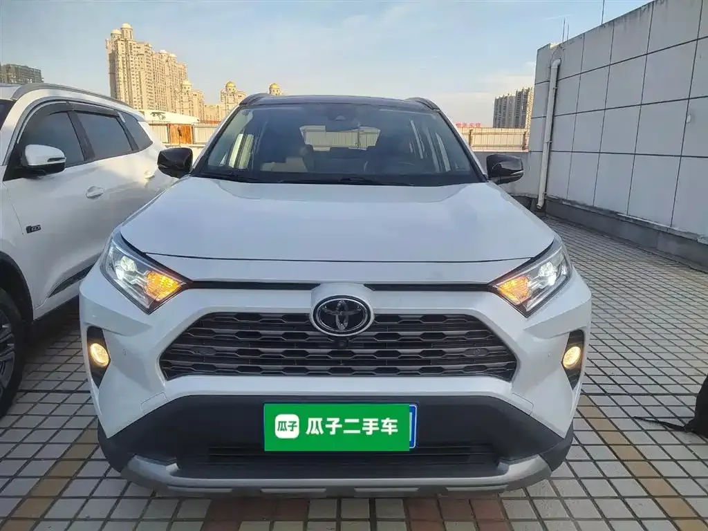 Toyota RAV4 2022 из CN, фото 6