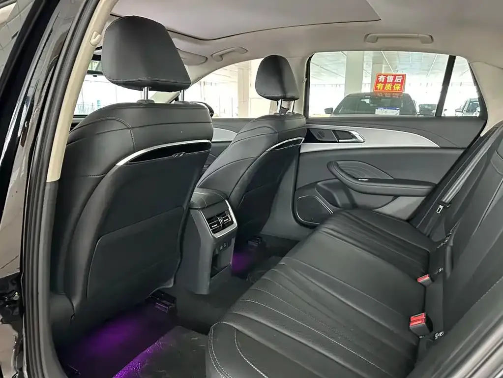 Hongqi H5 2024 из CN, фото 5