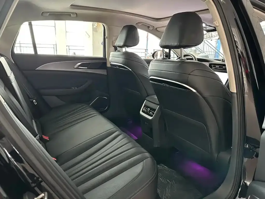 Hongqi H5 2024 из CN, фото 6