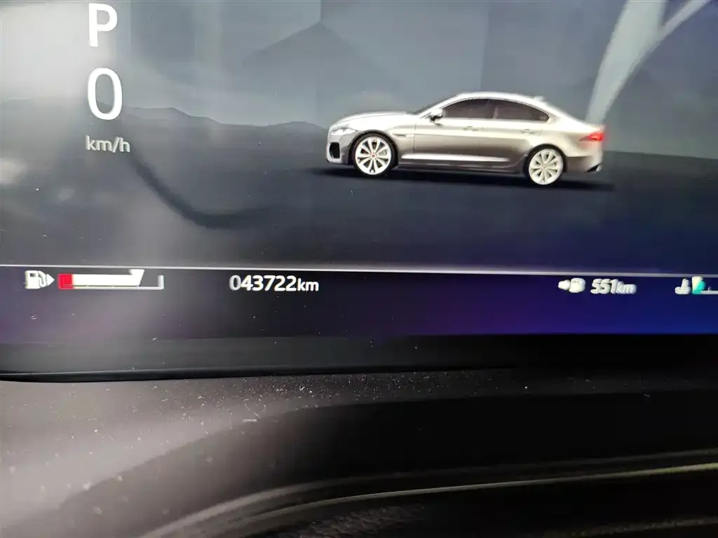 Jaguar XFL 2023 из CN, фото 4