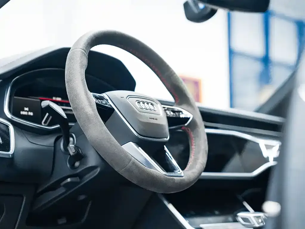 Audi A6L 2021 из CN, фото 3