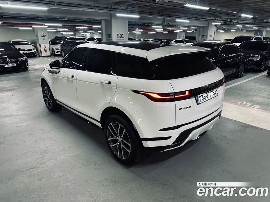 Land Rover Range Rover Evoque — фото 8