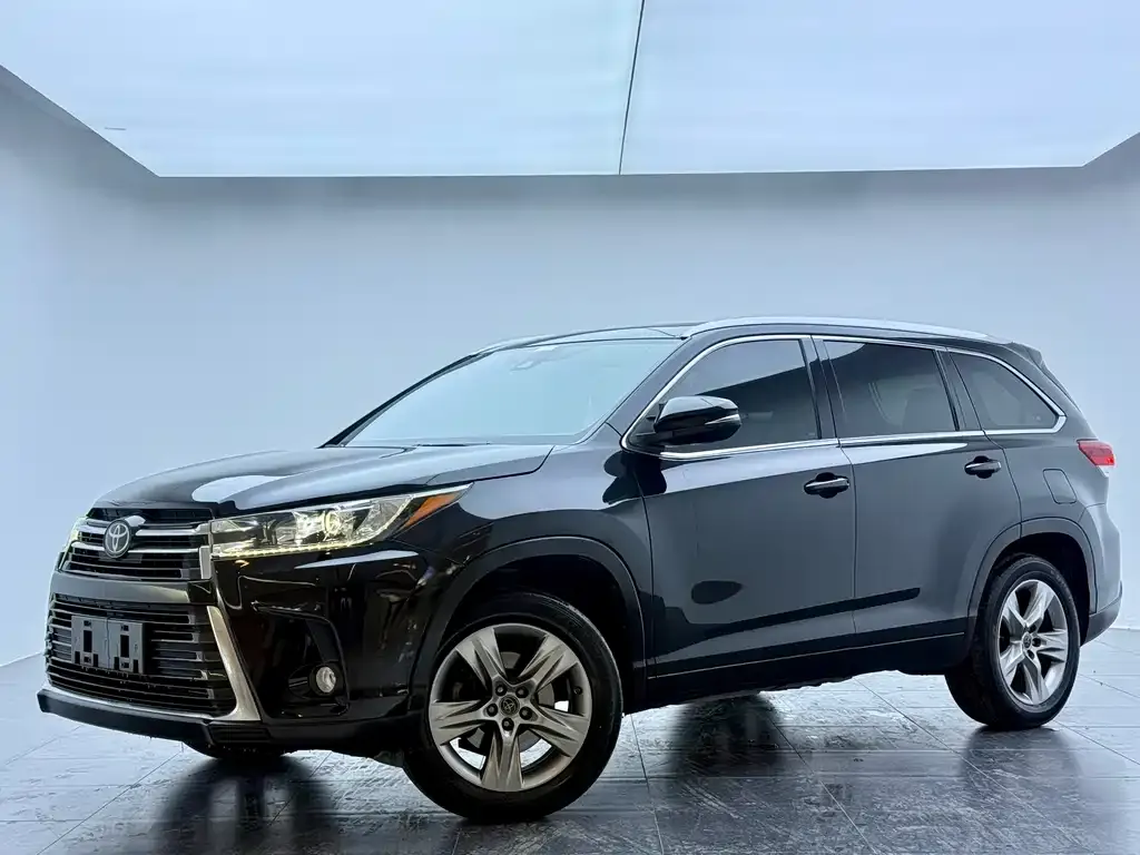 Toyota Highlander 2021 из CN, фото 1