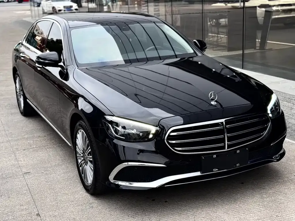 Mercedes-Benz E-Class 2023 из CN, фото 1