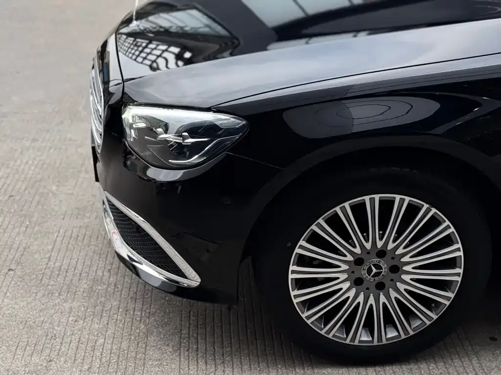 Mercedes-Benz E-Class 2023 из CN, фото 4