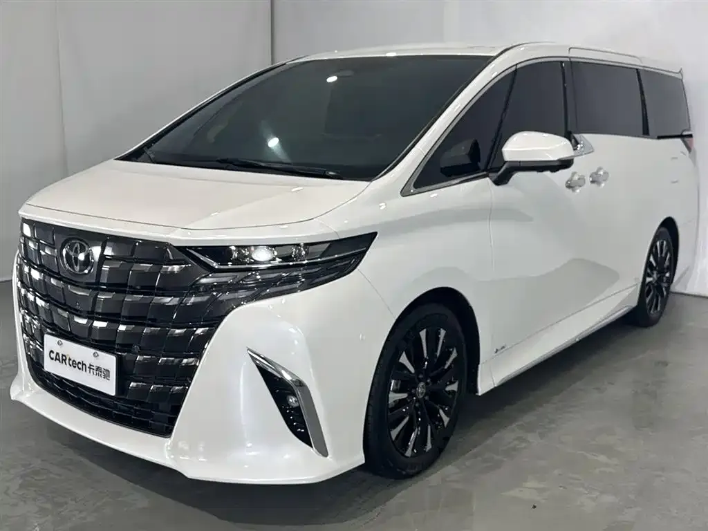 Toyota Alphard — фото 8