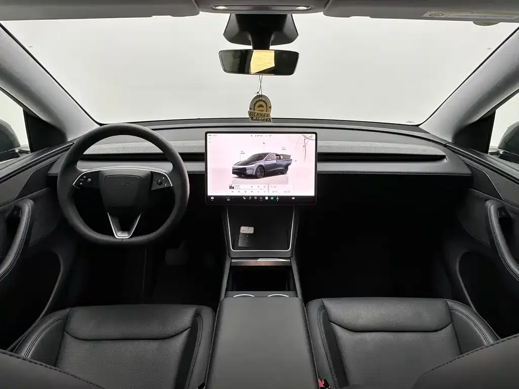 Tesla Model Y 2025 из CN, фото 8