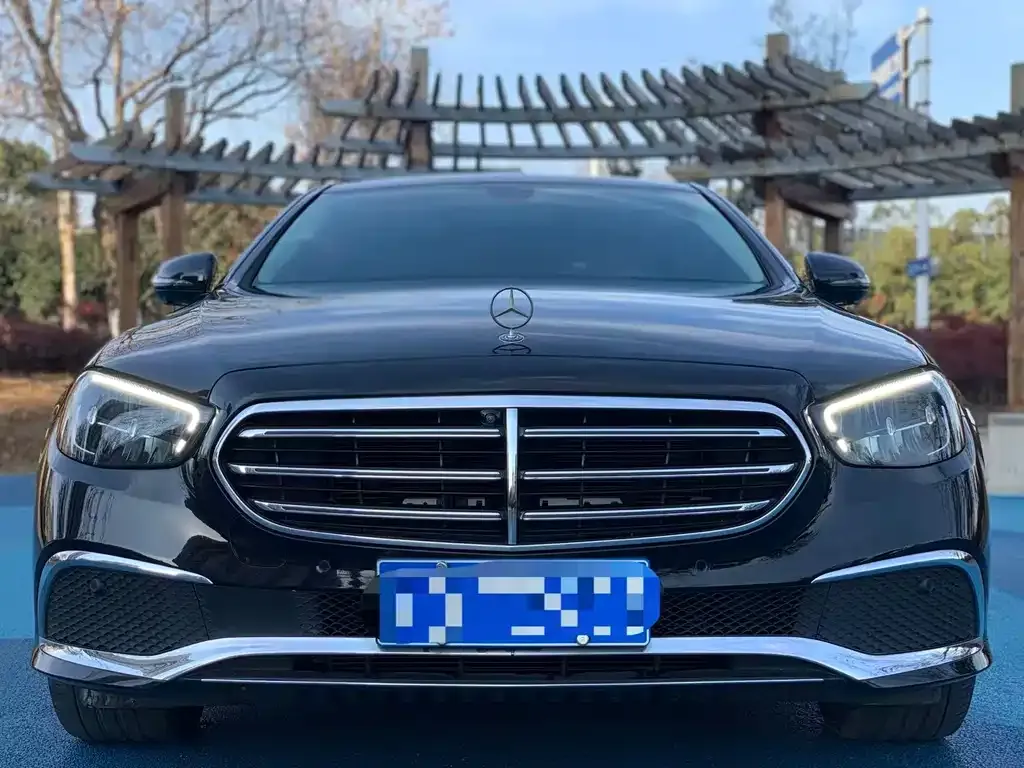 Mercedes-Benz E-Class 2023 из CN, фото 7