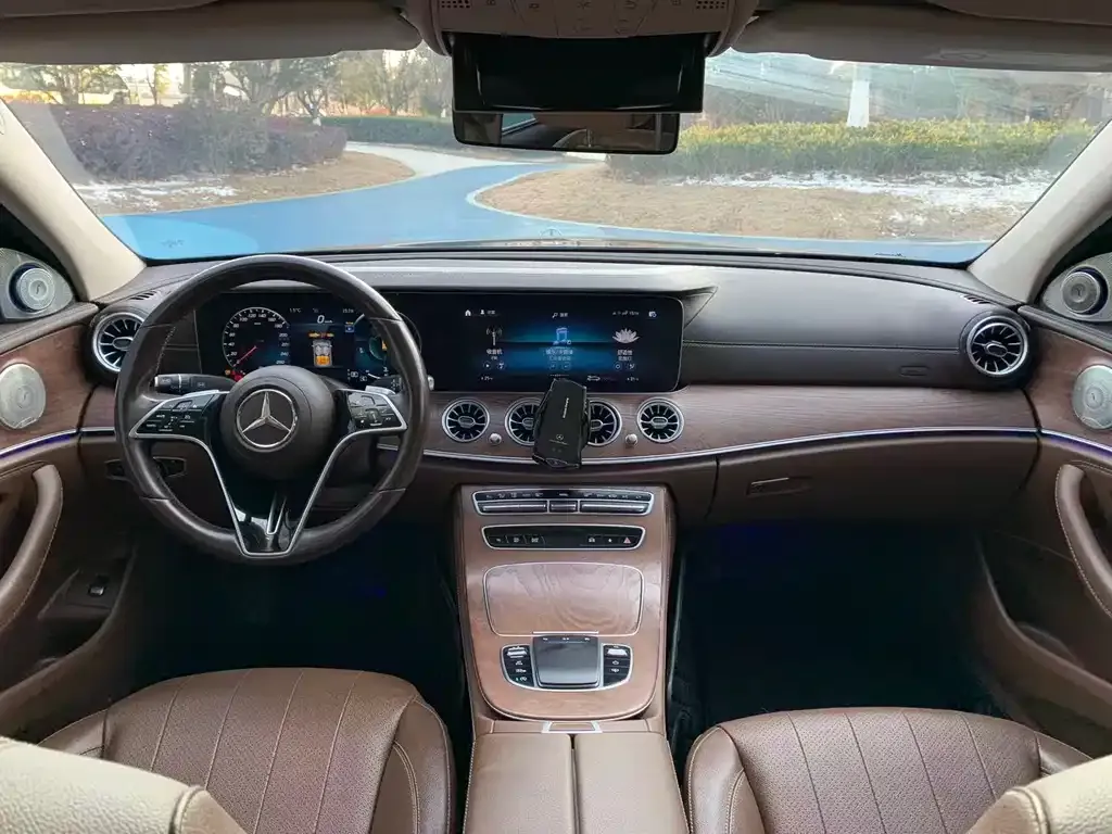 Mercedes-Benz E-Class 2023 из CN, фото 2