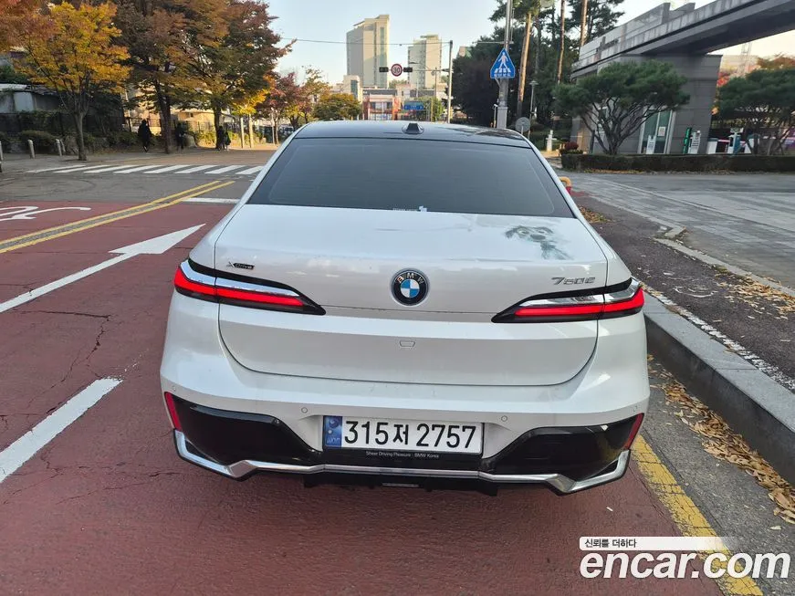 BMW 7-Series 2024 из KR, фото 3