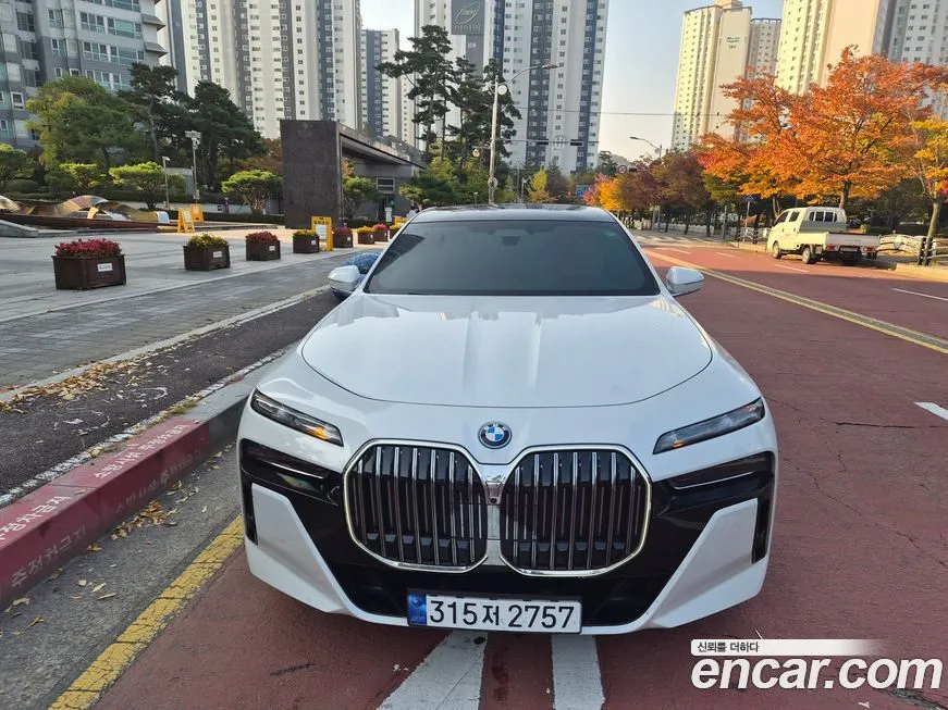 BMW 7-Series 2024 из KR, фото 5