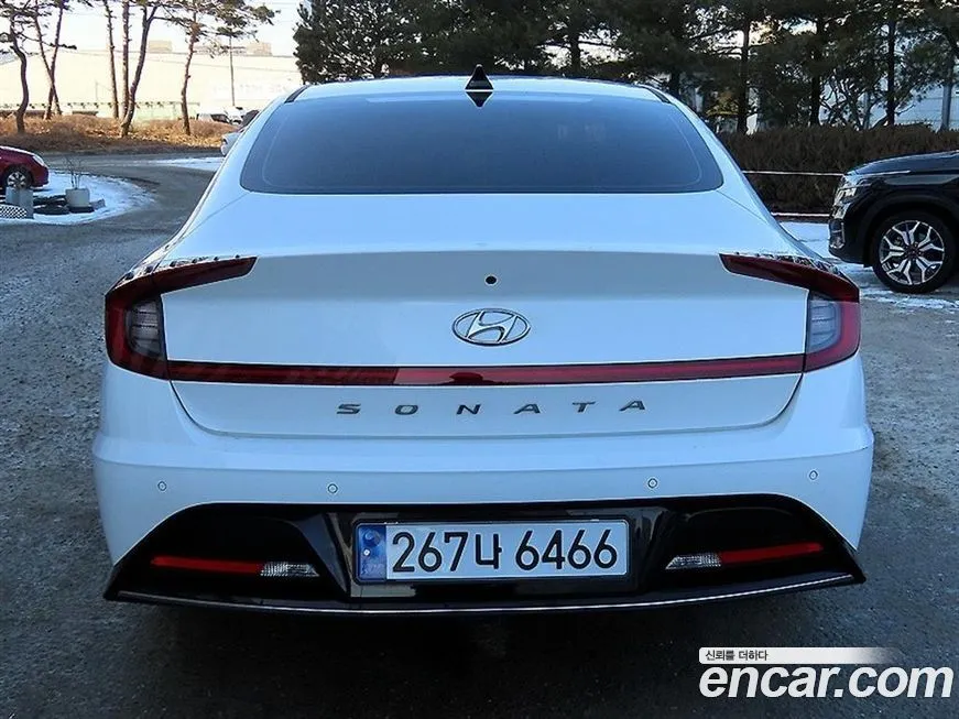 Hyundai Sonata 2022 из KR, фото 2