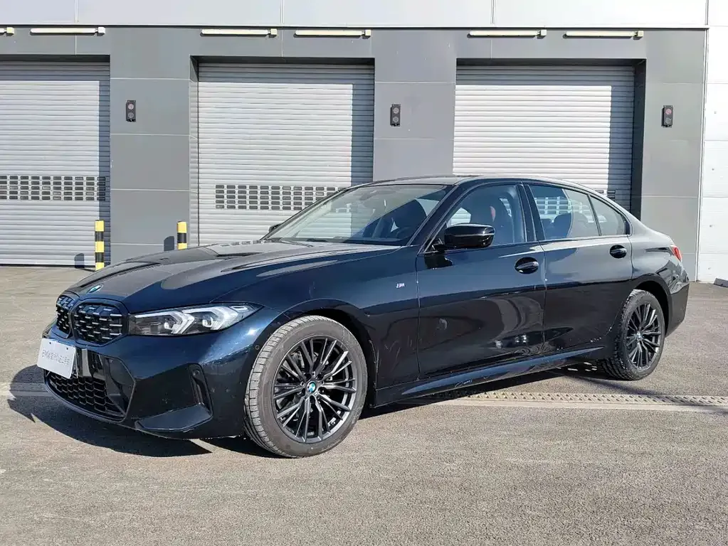 BMW 3 Series 2025 из CN, фото 1