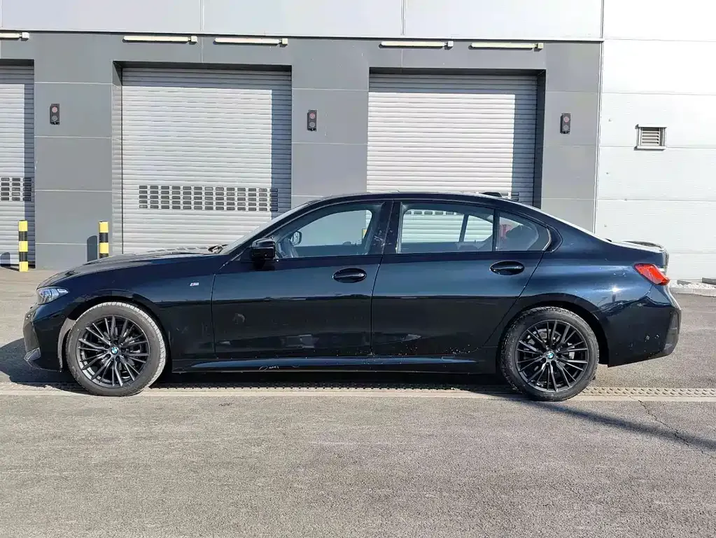 BMW 3 Series 2025 из CN, фото 6