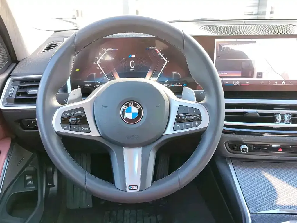 BMW 3 Series 2025 из CN, фото 3