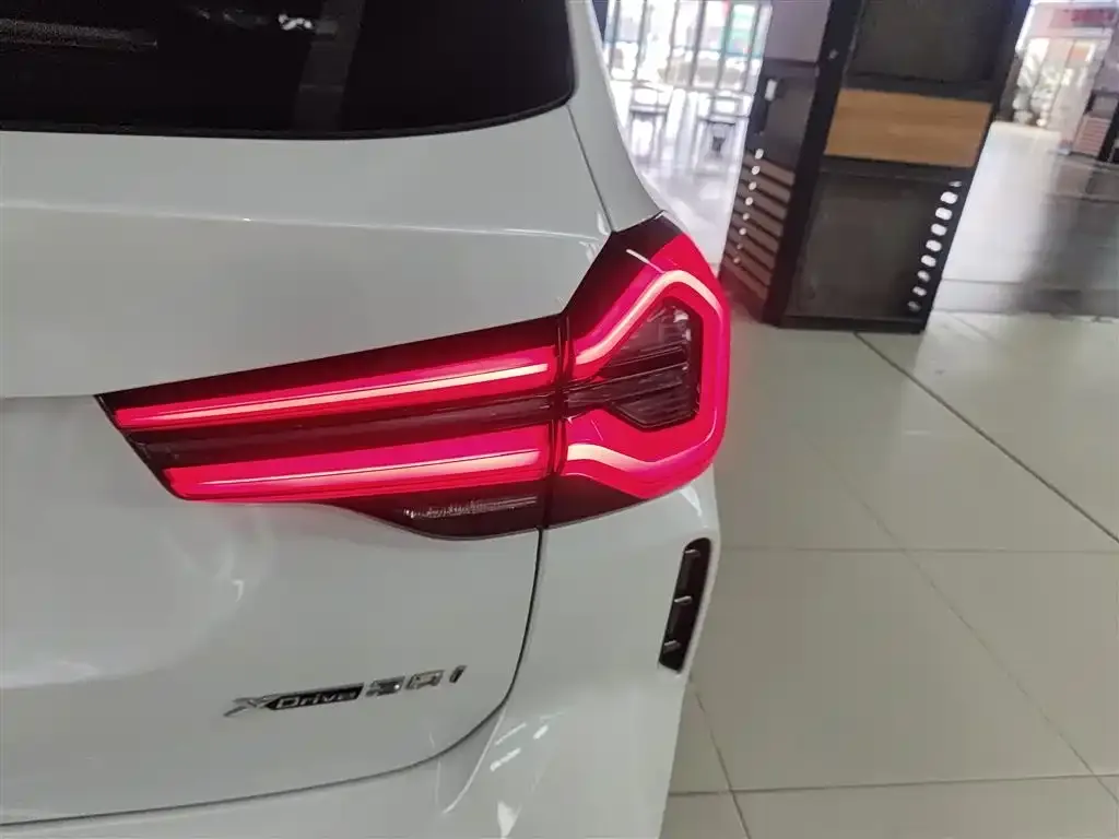 BMW X3 2023 из CN, фото 2