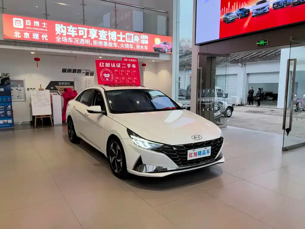 Hyundai Elantra 2023 из CN, фото 7