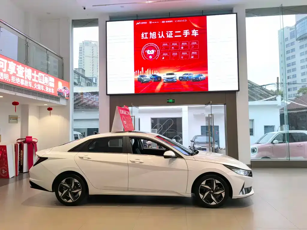 Hyundai Elantra 2023 из CN, фото 9
