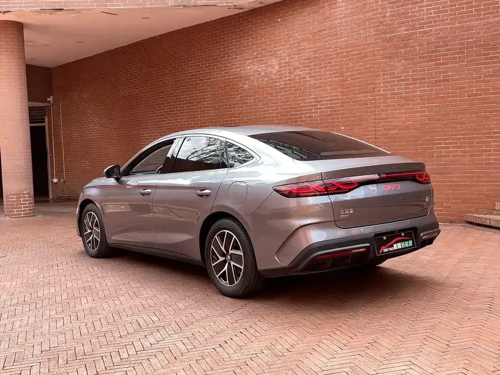 BYD Qin L — фото 8