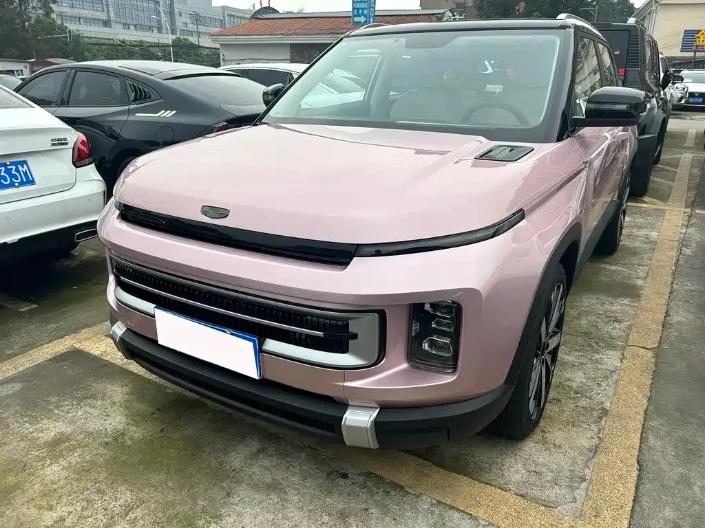 Geely Icon — фото 1