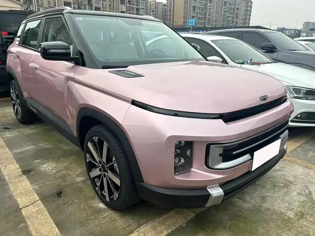 Geely Icon — фото 10