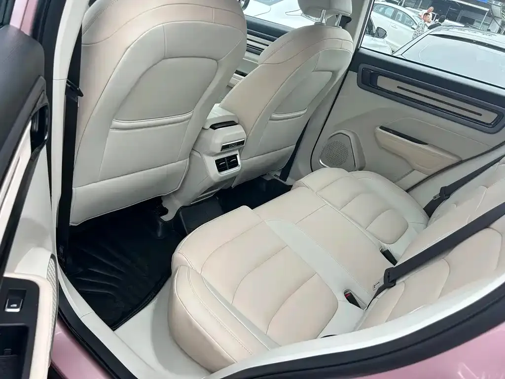Geely Icon — фото 4