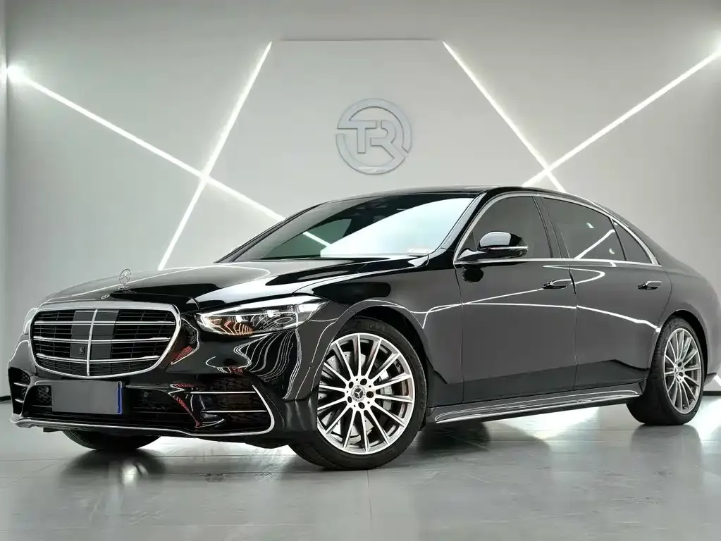 Mercedes-Benz S-Class — фото 1