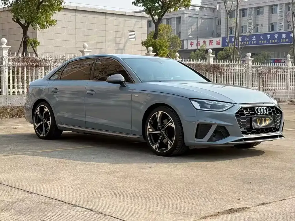 Audi A4L 2022 из CN, фото 10