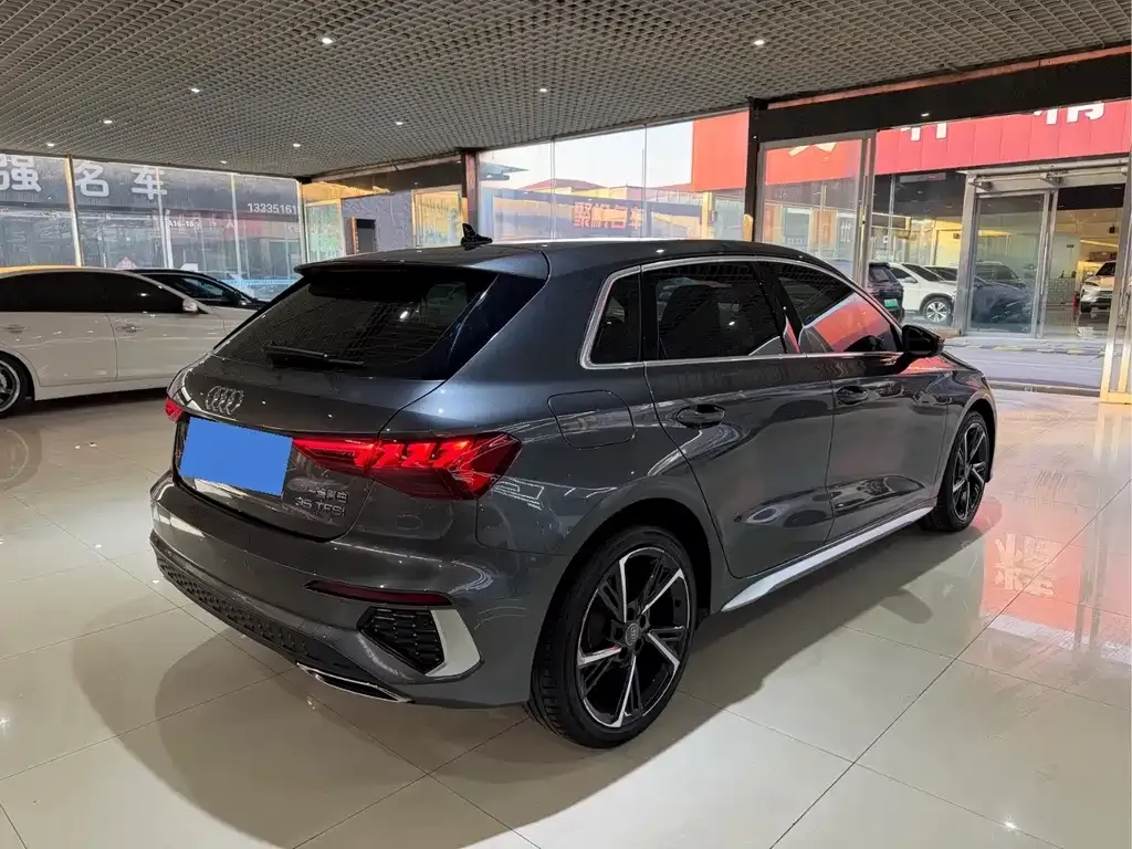 Audi A3 2022 из CN, фото 9
