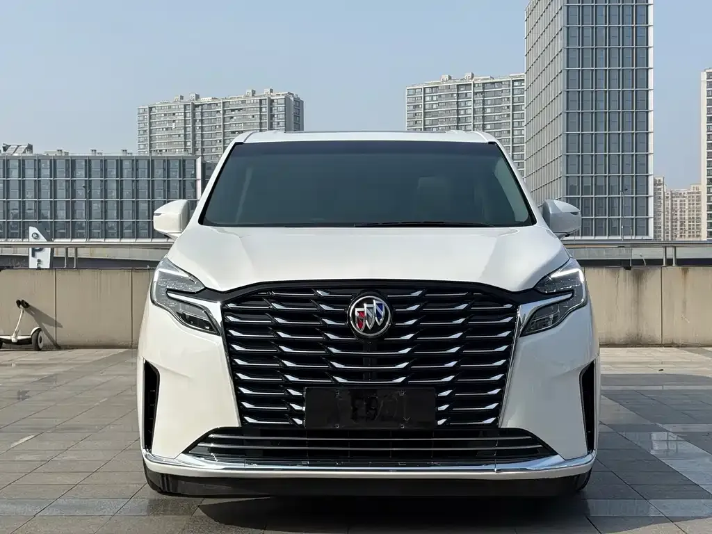 Buick GL8 2023 из CN, фото 1
