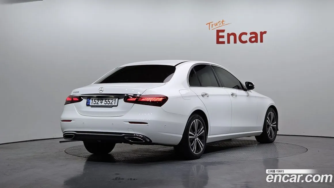 Mercedes-Benz E-Class 2021 из KR, фото 7