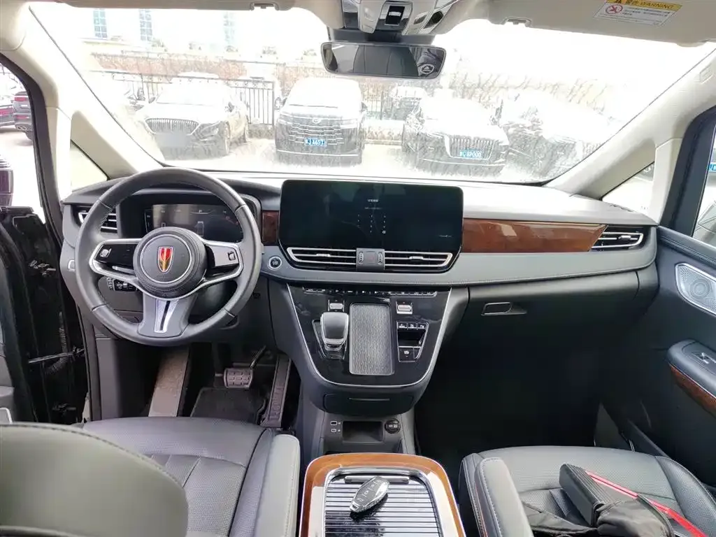 Hongqi HQ9 PHEV 2024 из CN, фото 4