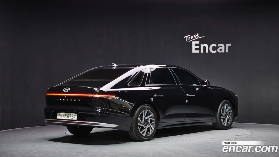 Hyundai Grandeur 2023 из KR, фото 5