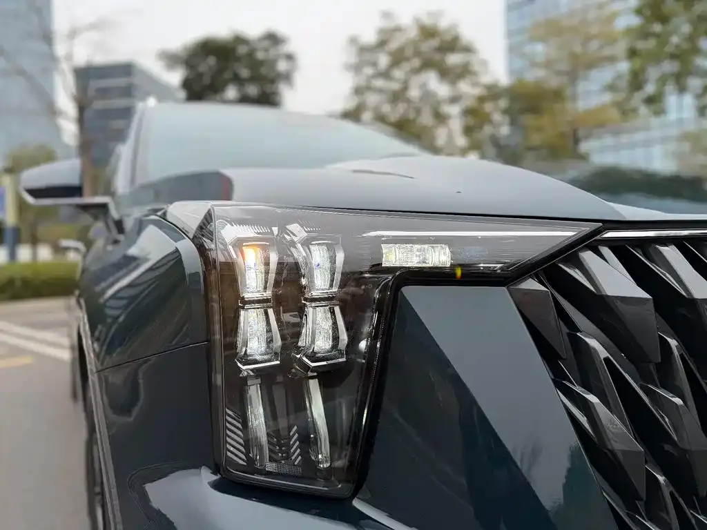 GAC Motor Trumpchi GS8 — фото 2