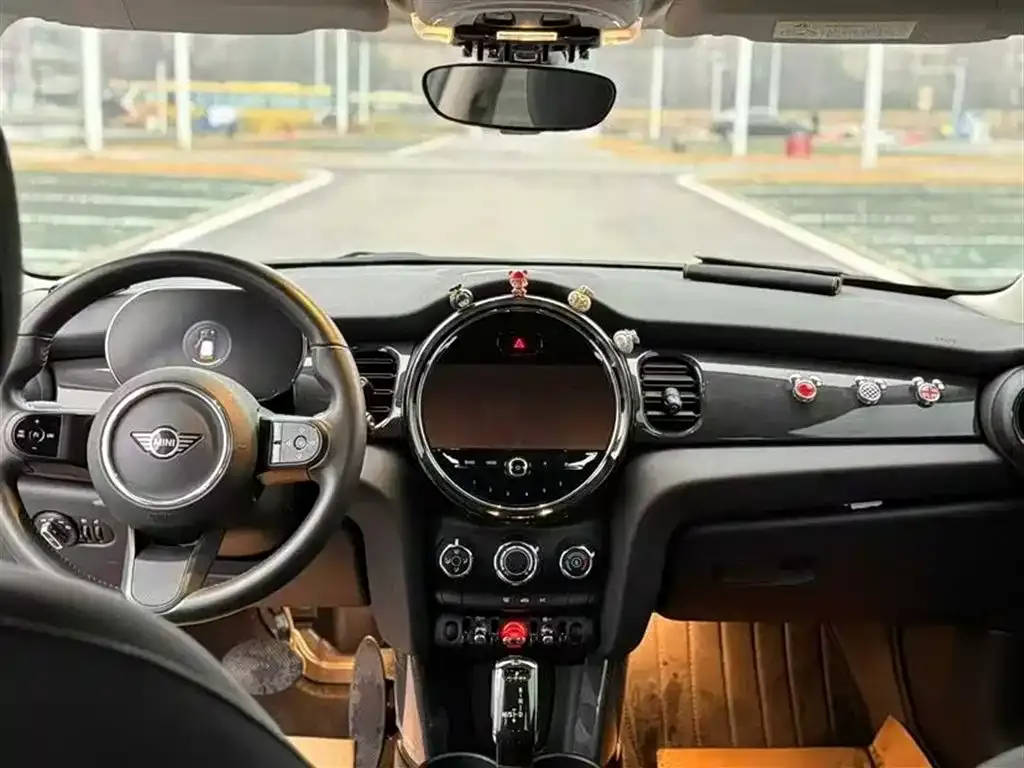 MINI Cooper (3-door) 2024 из CN, фото 8