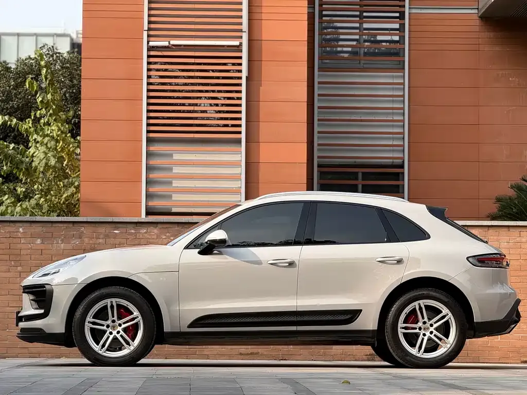 Porsche Macan — фото 8