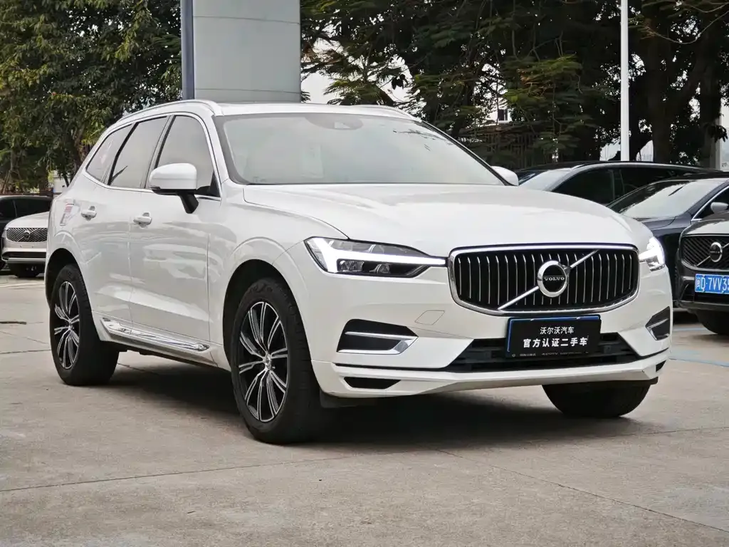 Volvo XC60 2021 из CN, фото 8