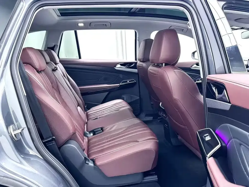 Volkswagen ID.6 X 2022 из CN, фото 10