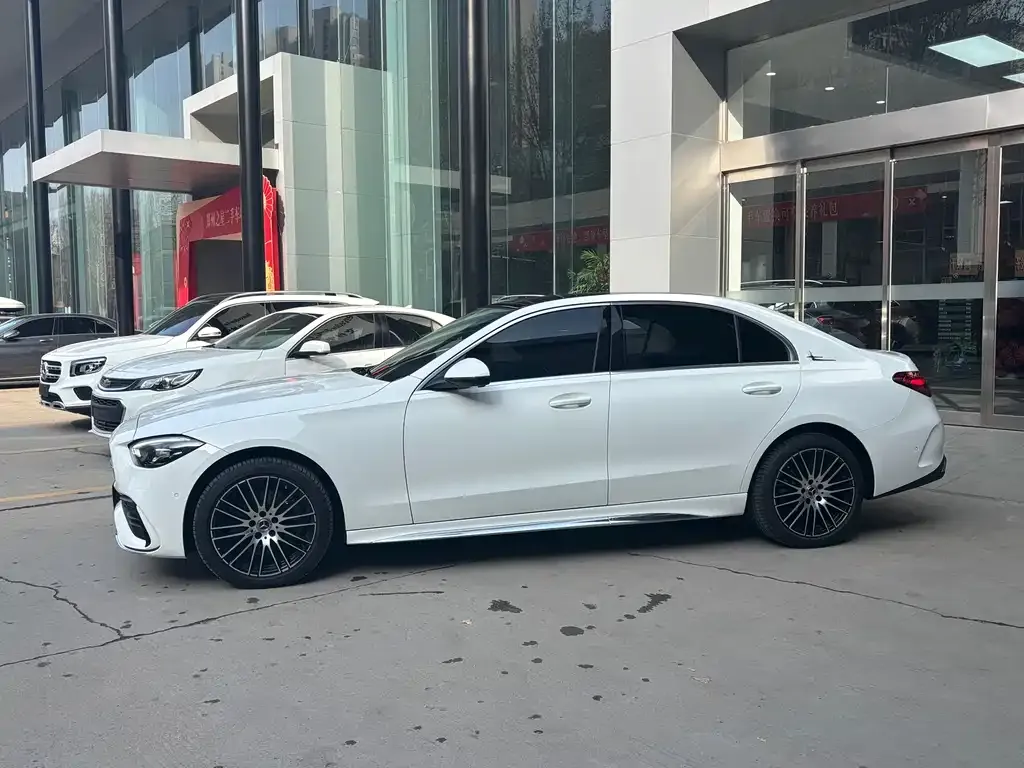Mercedes-Benz C-Class 2025 из CN, фото 7