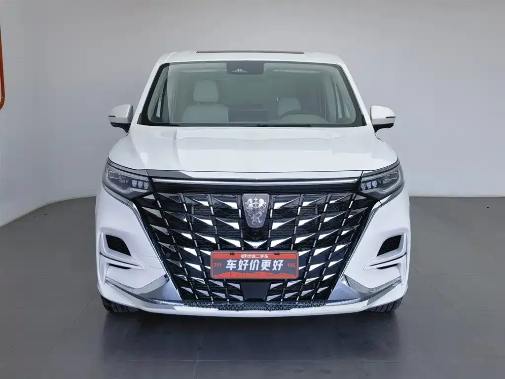 Roewe iMAX8 New Energy — фото 2