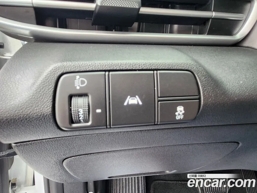 Hyundai AVANTE 2023 из KR, фото 10