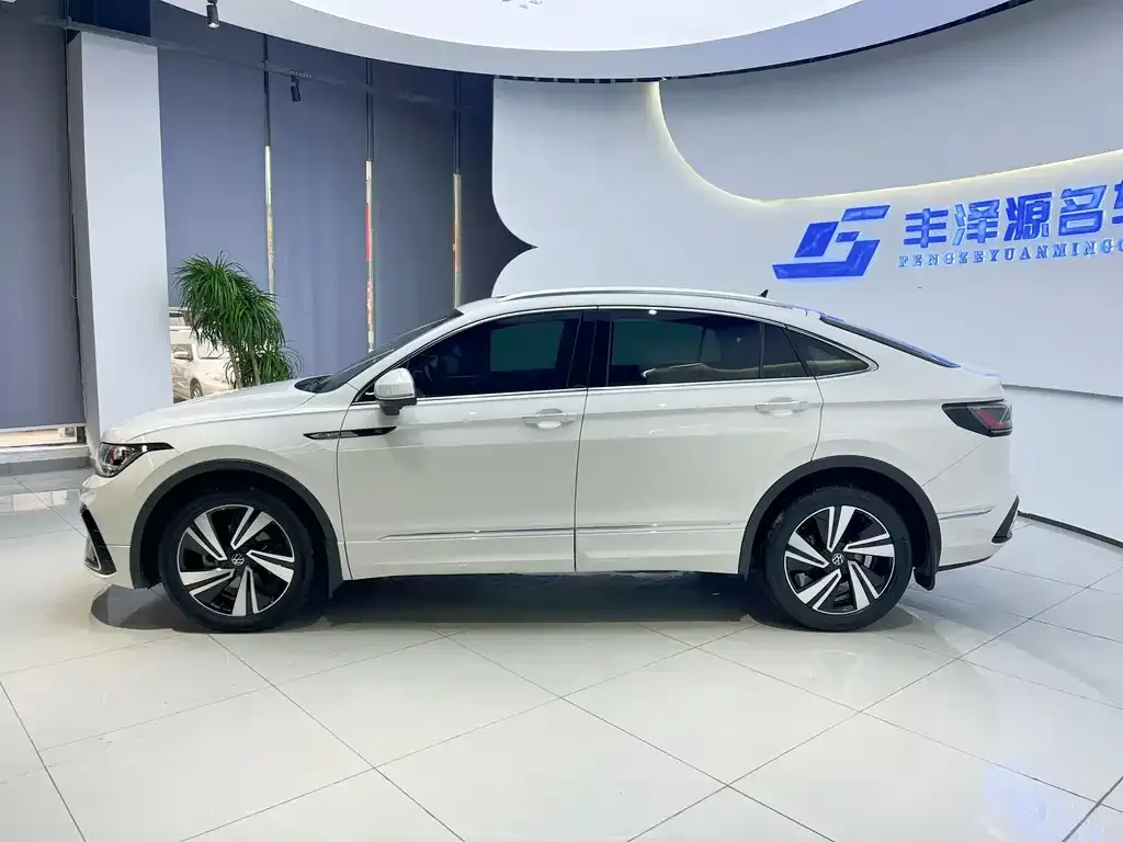 Volkswagen Tiguan X — фото 4