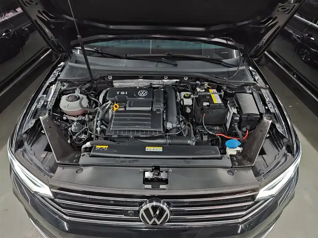 Volkswagen Magotan 2021 из CN, фото 8